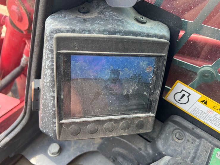 2021-takeuchi-tl8r2-image-30