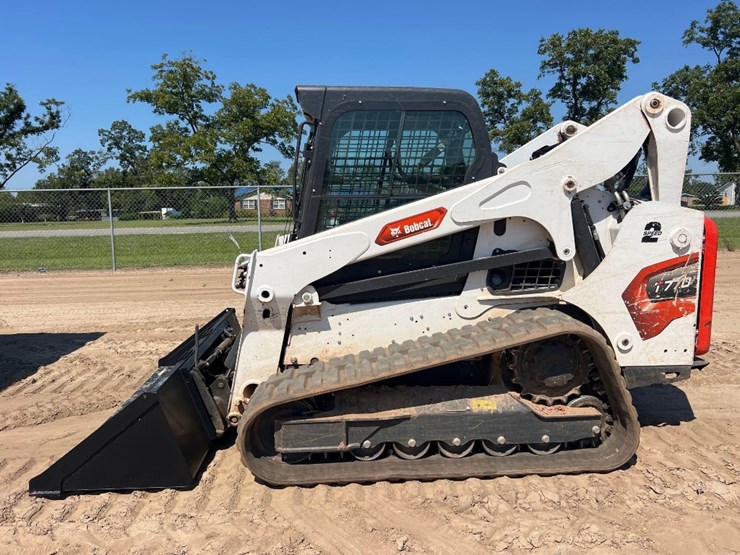 2024-bobcat-t770-image-1