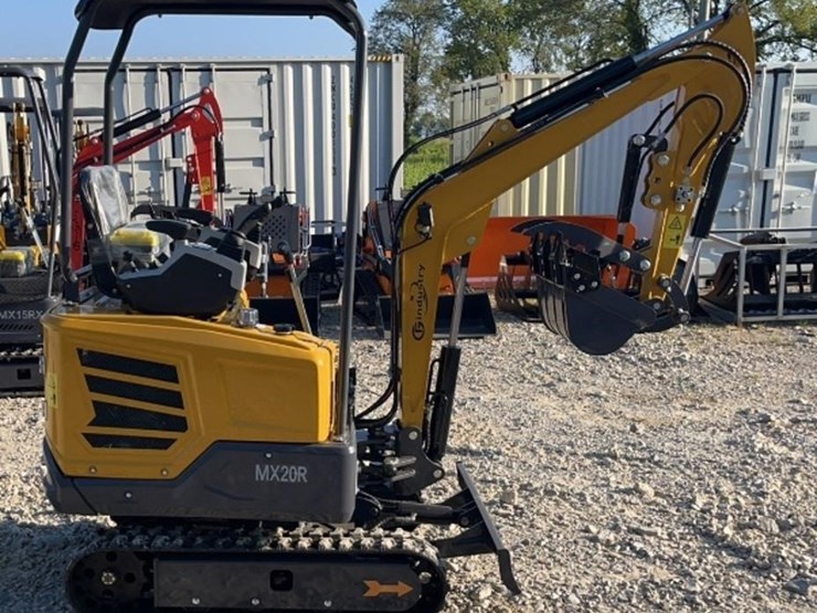 2025-cfg-mx20r-mini-excavator-image-4