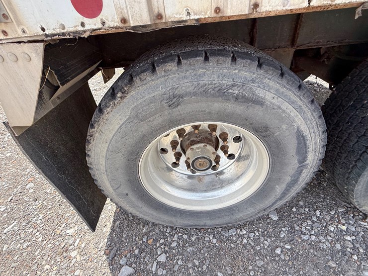 2011-merritt-42-image-23