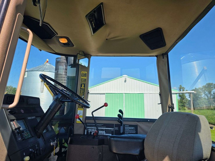1989-john-deere-8760-image-75