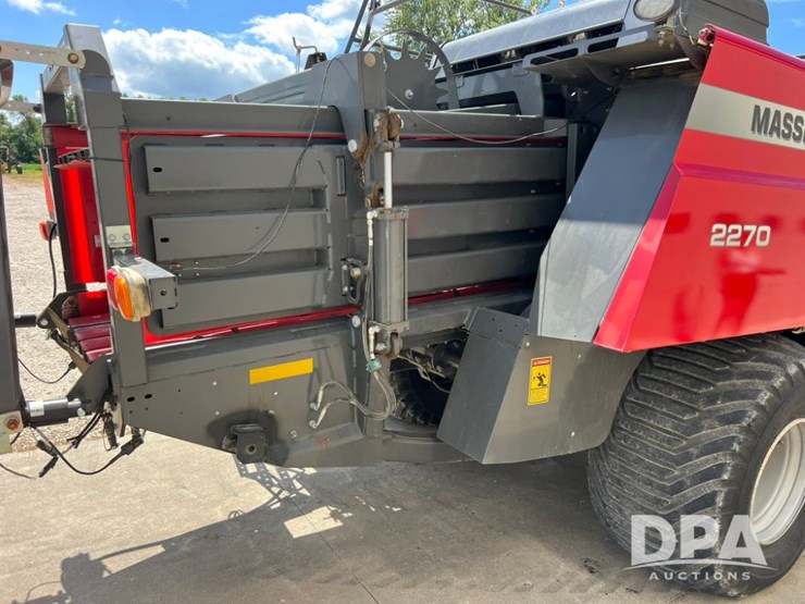 2017-massey-ferguson-2270-image-6