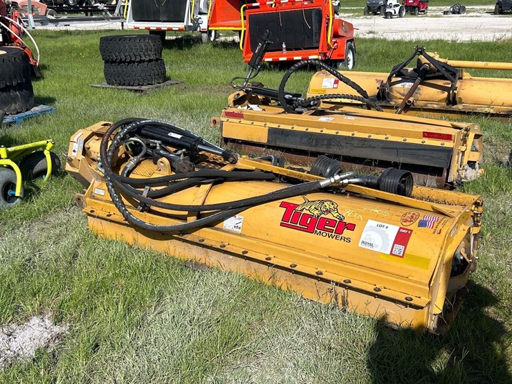tiger-mowers-80in-super-duty-twin-flail-mower-tractor-attachment-image-2