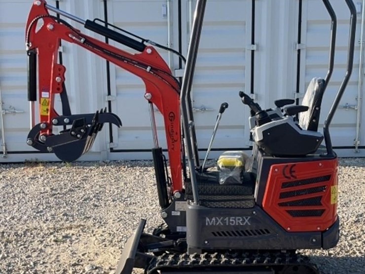 2025-cfg-mx15rx-mini-excavator-image-1