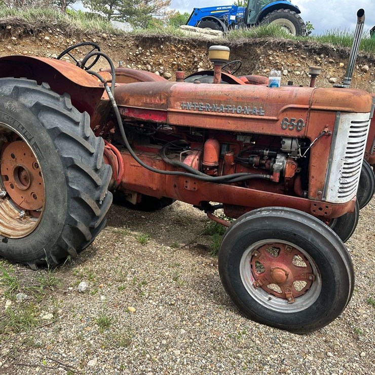 INTERNATIONAL 650