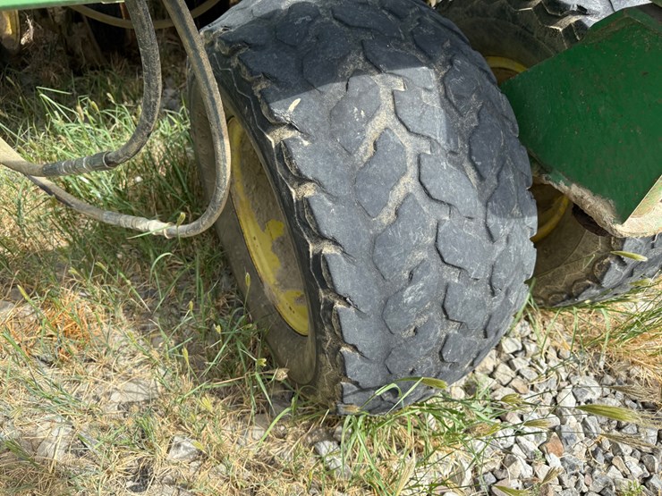 john-deere-1900-image-66