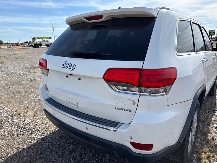 2015-jeep-grand-cherokee-image-12