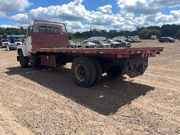 #2118-•-1997-ford-flatbed-truck-(has-mn-title)-image-3