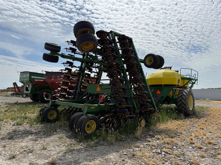 john-deere-1900-image-5