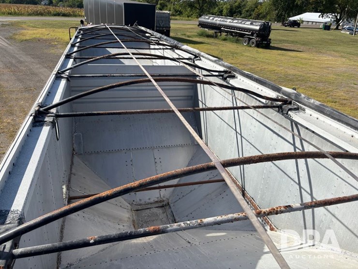 2009-merritt-mvt-dry-fertilizer-trailer-(np6116)-image-10