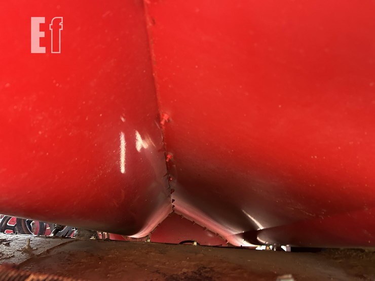 2015-case-ih-8240-image-49