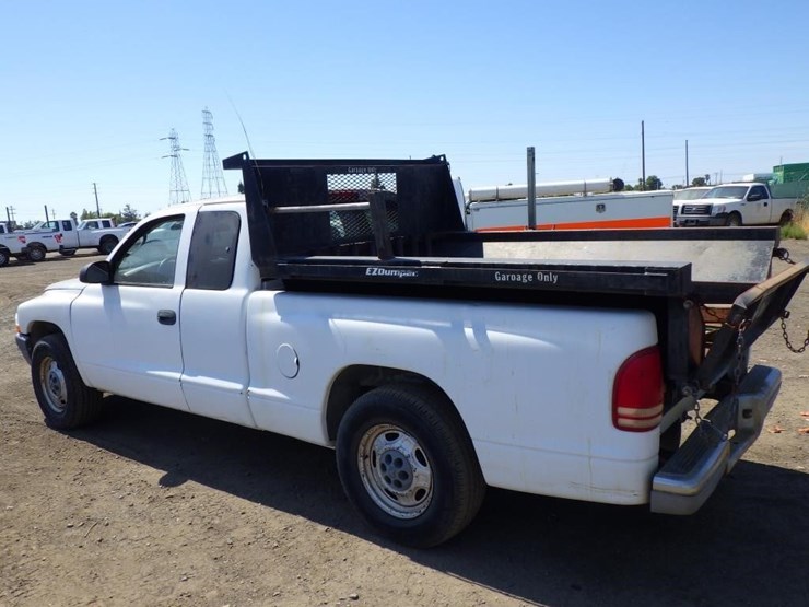 2004-dodge-dakota-image-5