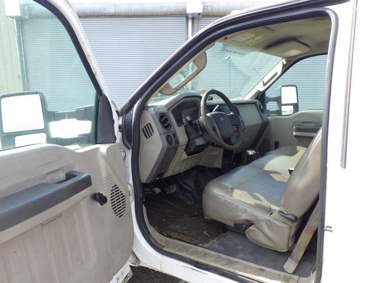2008-ford-f550-image-5