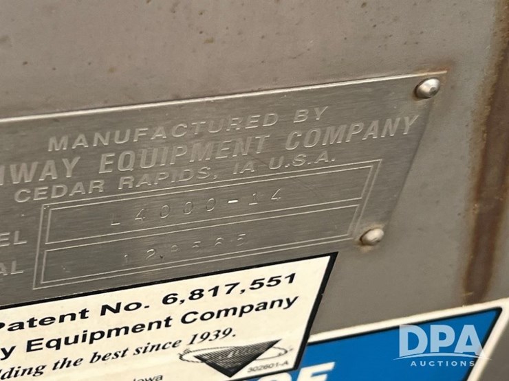 2009-case-ih-titan-4020-image-31