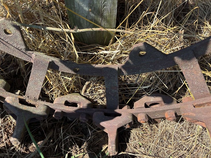skeleton-steel-wheels-image-7