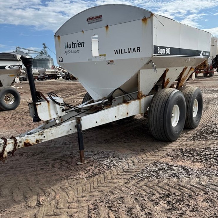 WILLMAR SUPER 800
