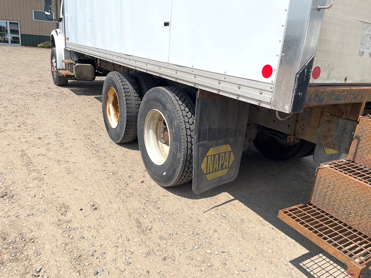 #2008-•-2008-freightliner-business-class-mr-box-truck-(has-mn-title)-image-7