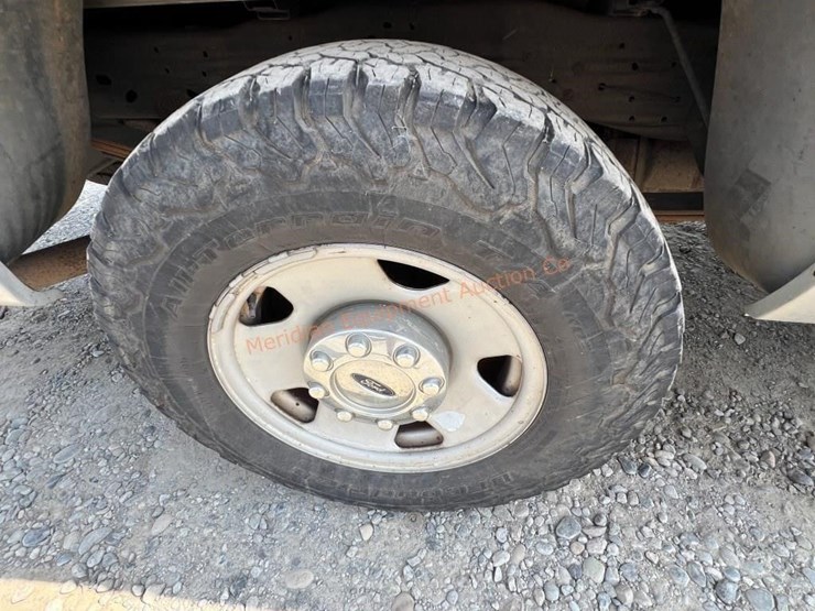 2006-ford-f250-xl-image-11