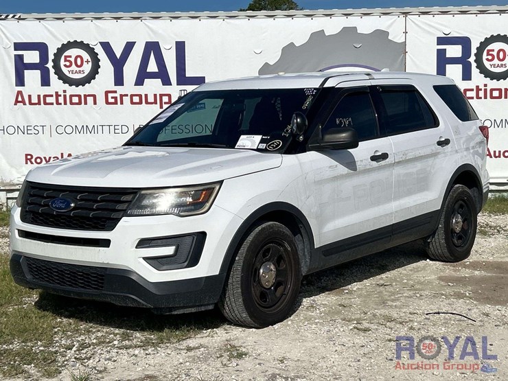 2017-ford-explorer-image-1