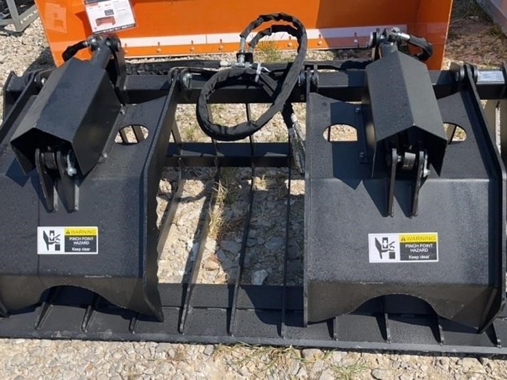 greatbear-72"-skid-steer-rock-grapple-bucket-image-1