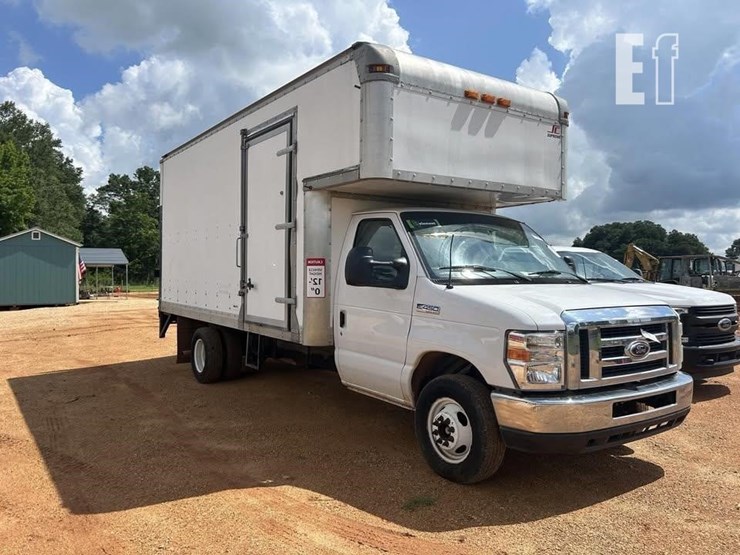 2012-ford-e450-image-5