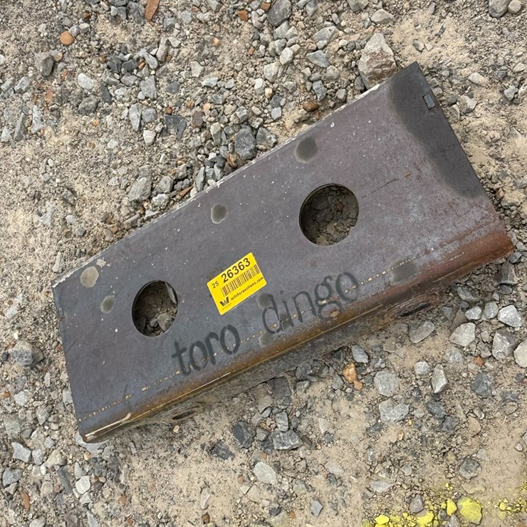 #230 • #26363 • Unused Dingo Mini Skid Steer Mounting Plate