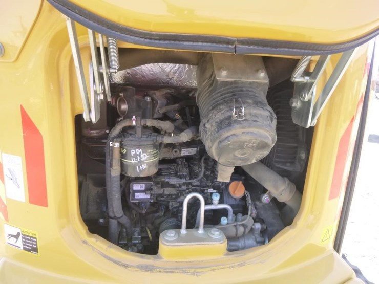 2022-deere-35g-image-33