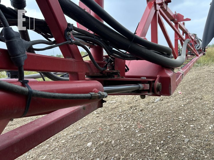 2020-case-ih-patriot-4440-image-97