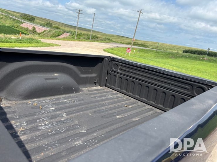 2014-dodge-ram-2500-image-25