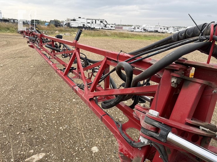 2020-case-ih-patriot-4440-image-24