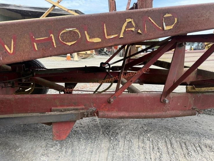 new-holland-1002-image-26
