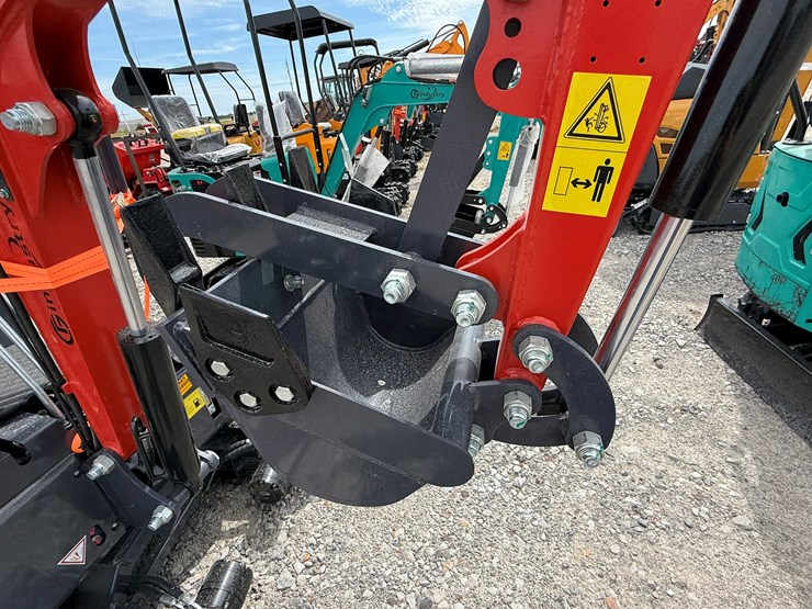 #220-•-#26485-•-unused-cfg-mx15rx-mini-excavator-image-19