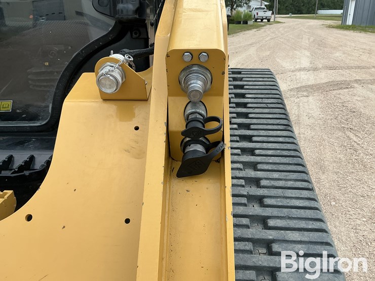 2022-caterpillar-289d3-image-15