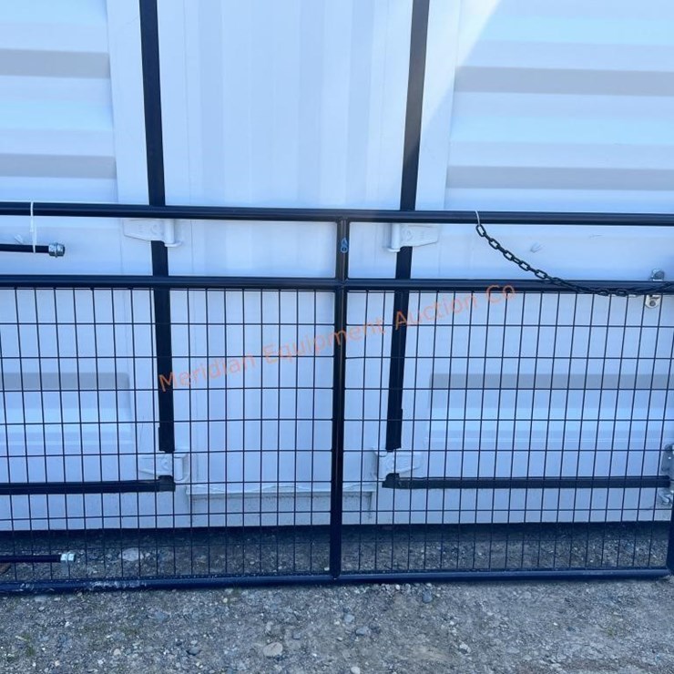 1- 8' Mesh Farm Gate