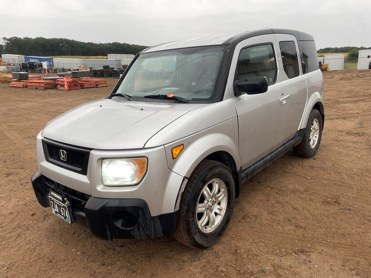 2006-honda-element-image-1