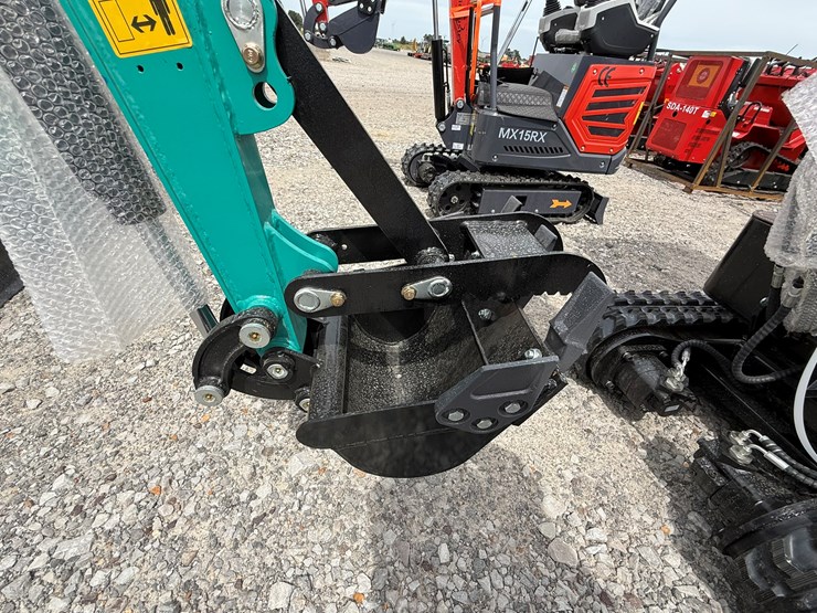 #220-•-#26486-•-unused-cfg-qh12r-mini-excavator-qh12r202507060556-image-13