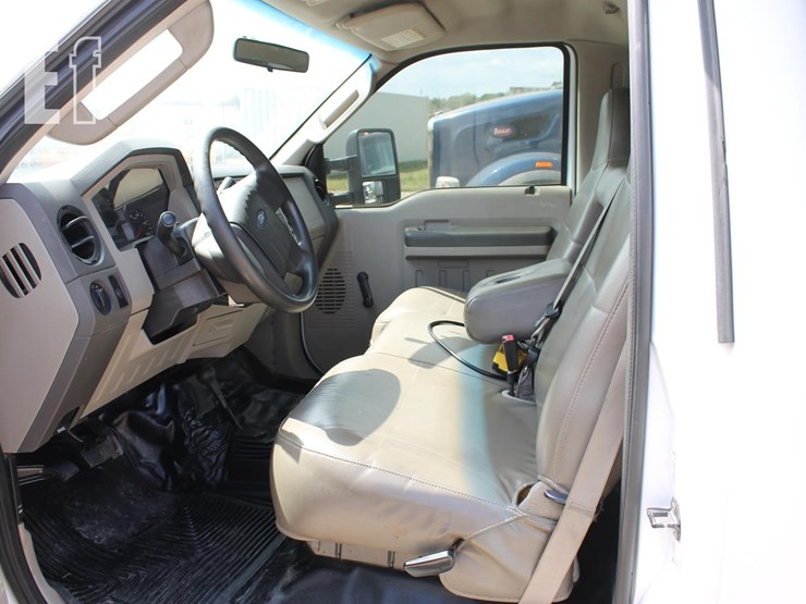 2007-ford-f550-image-10