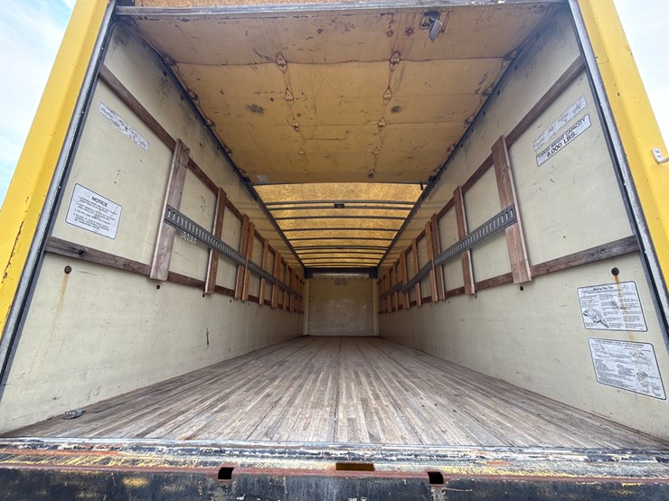 2007-international-durastar-4300-image-10