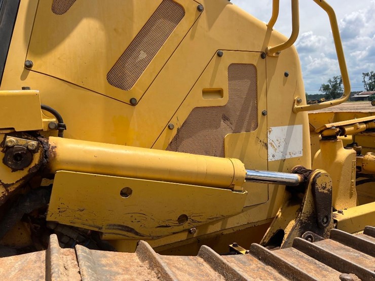 2016-komatsu-d61pxi-23-image-17