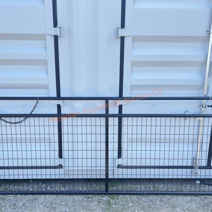 1- 10' Mesh Farm Gate
