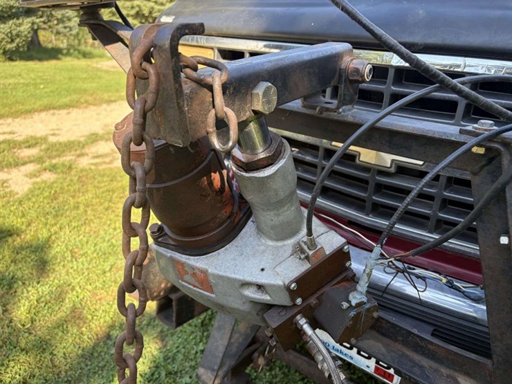 1990-chevy-silverado-k1500-4x4,-reg-cab,-8’-box,-245/75r16-tires-on-alloy-rims,-350-v8,-block-heater-image-26