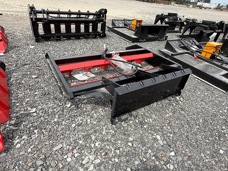 #2000-•-#26339-•-unused-giyi-70"-skid-steer-flat-ripper-pdstq250792-image-2