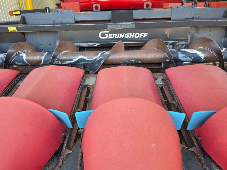 2001-geringhoff-rota-disc-8-row-30”-chopping-corn-head,-red-poly-snouts,-headsite,-flagship-hookup,-image-21