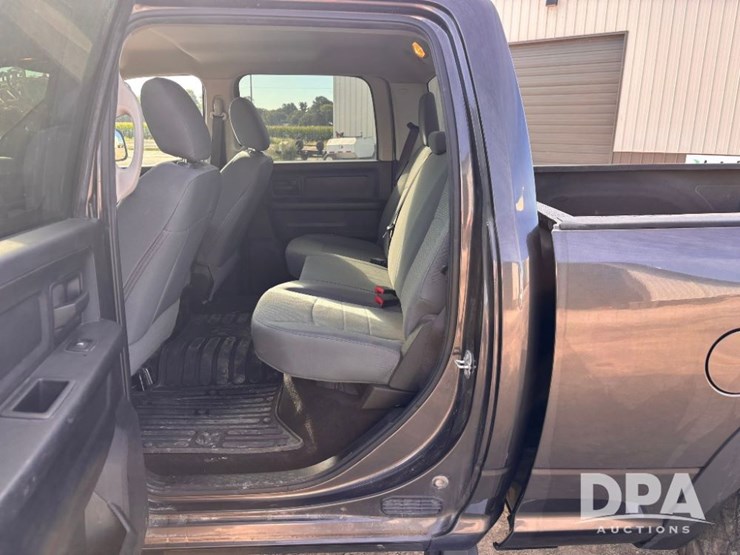 2018-dodge-ram-2500-image-64