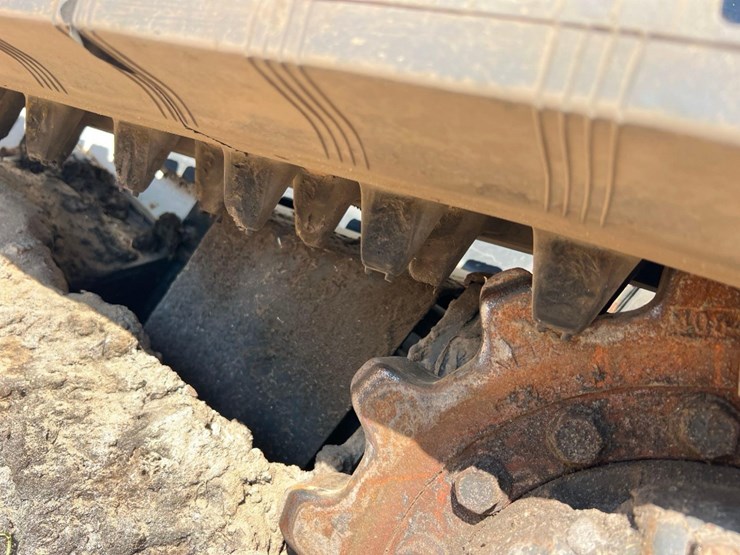 2022-bobcat-t64-image-23