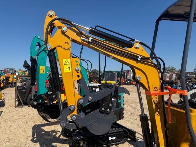 unused-cfg-mx12rx-excavator-image-10
