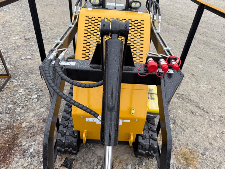 #220-•-#25424-•-unused-agt-mx-mrt14-compact-track-loader-image-16
