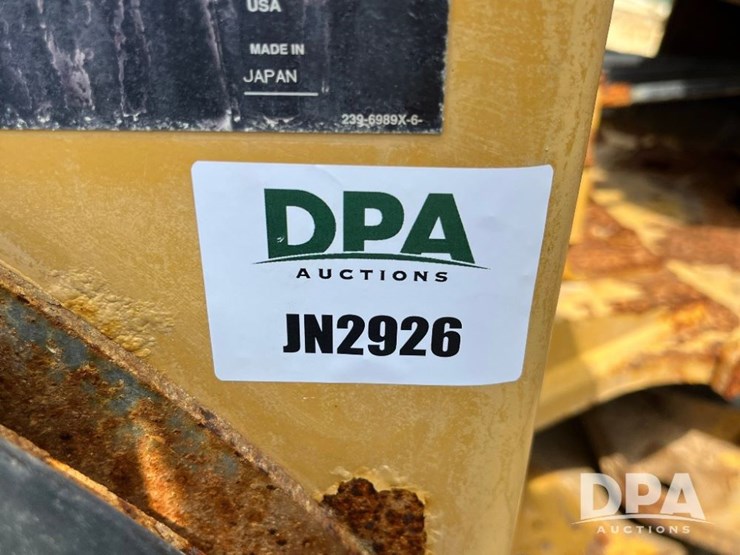 2015-caterpillar-903c-image-48