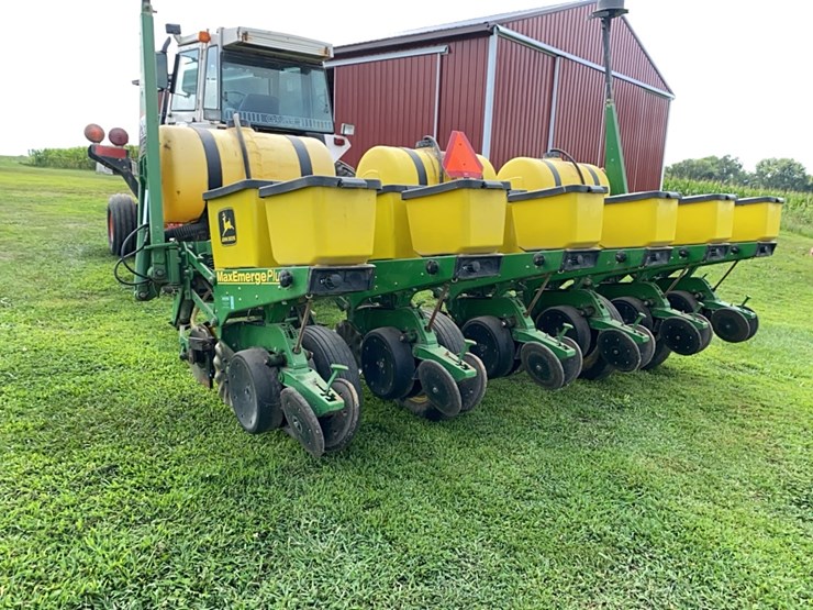 john-deere-1750-image-4