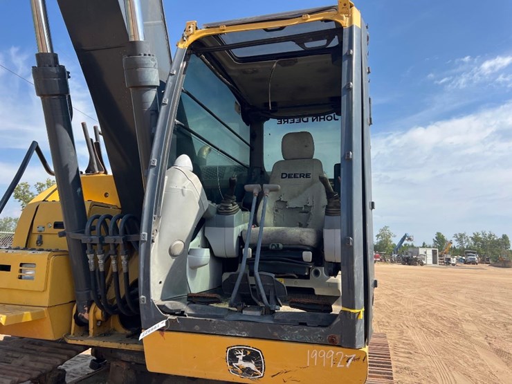 2018-deere-160g-lc-image-34